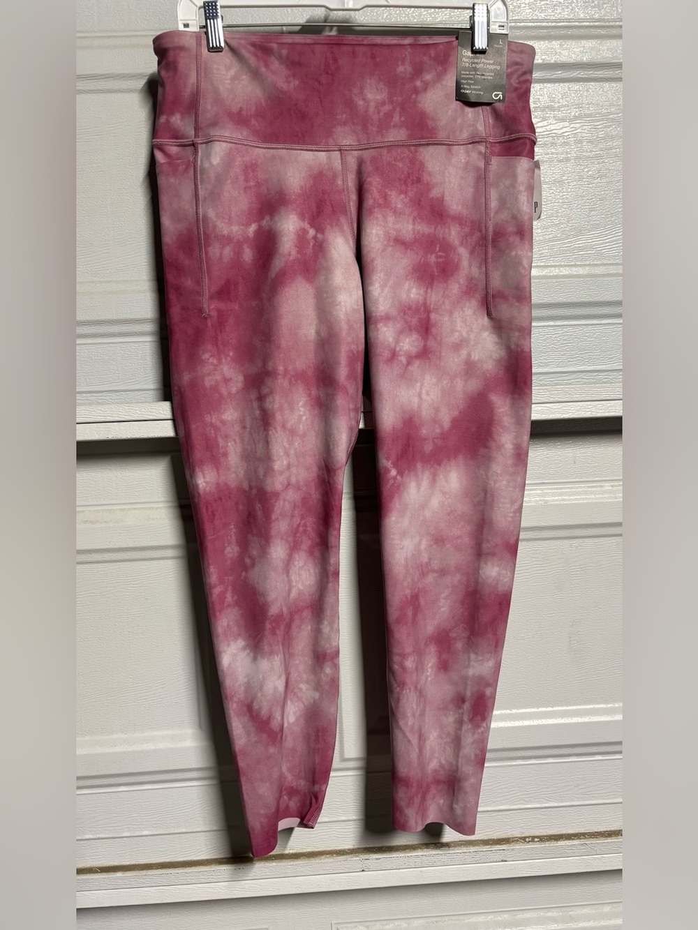 GAP Fit Pink Tie-Dye 7/8 Leggings